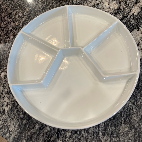 Segmented Serving Plate - Picture 1 of 2